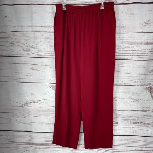 Maggie McNaughton red top and pants set button down - Picture 4 of 12